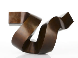Clement Meadmore, Wing Spread 1999 bronze, edition 1/8, 17x28x17cm Image courtesy Shapiro Auctions and Robin Gibson Gallery Sold for $15,600 by Shapiro Nov 2012