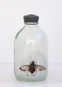 Liu Zhouquan Untitled glass bottle & mineral pigments 9.7h x 5dia. Image courtesy the artist and Niagara Galleries, Melbourne.