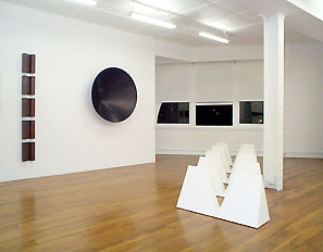 Sarah Robson installation view exhibition 1997, Gitte Weise Gallery. Image courtesy Gitte Weise Gallery and the artist
