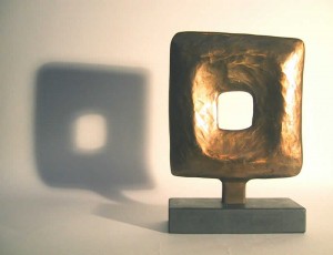 Marea Gazzard Kythera 2004 bronze on slate ed of 5 23.5x16.5x3.1cm. Image courtesy the Estate of the Artist and Utopia Art Sydney